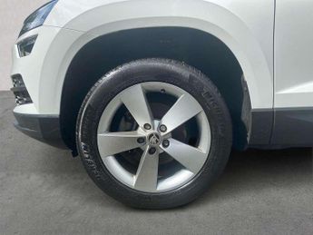 Skoda Karoq 1.0 TSI SE 5dr