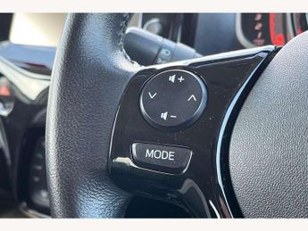 Toyota Aygo 1.0 VVT-i X-Style 5dr x-shift
