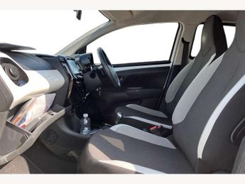 Toyota Aygo 1.0 VVT-i X-Style 5dr x-shift