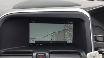 Volvo XC60 D4 [190] R DESIGN Lux Nav 5dr AWD Geartronic