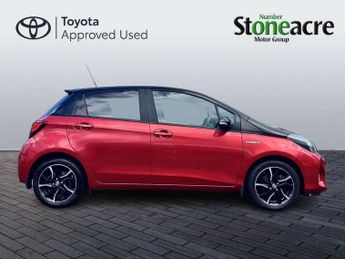 Toyota Yaris 1.5 Hybrid Design 5dr CVT