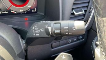 Nissan Qashqai 1.3 DiG-T MH 158 N-Connecta 5dr 4WD Xtronic