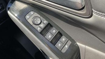 Nissan Qashqai 1.3 DiG-T MH 158 N-Connecta 5dr 4WD Xtronic