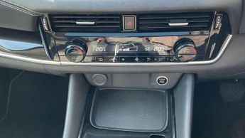 Nissan Qashqai 1.3 DiG-T MH 158 N-Connecta 5dr 4WD Xtronic