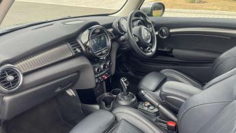 MINI Hatchback 1.5 Cooper Exclusive II 3dr Auto