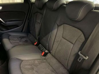 Audi A1 1.6 TDI Black Edition 5dr S Tronic
