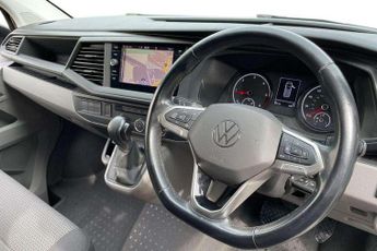 Volkswagen Transporter 2.0 TDI 150 Highline Kombi Van DSG