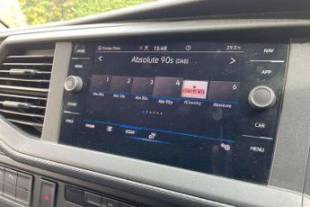 Volkswagen Transporter 2.0 TDI 150 Highline Kombi Van DSG