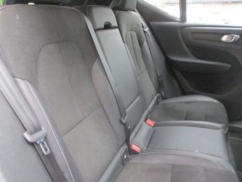 Volvo XC40 1.5 T3 [163] R DESIGN 5dr