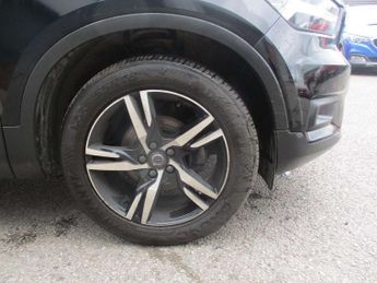 Volvo XC40 1.5 T3 [163] R DESIGN 5dr