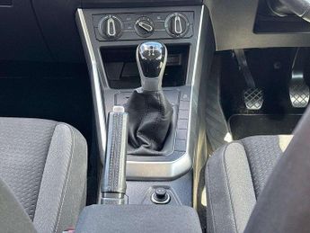 Volkswagen Polo 1.0 Life 5dr