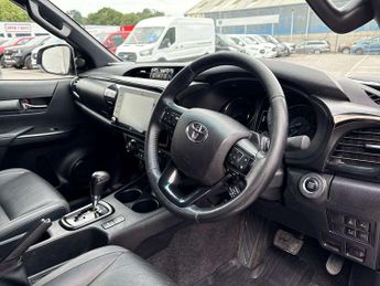 Toyota Hilux Invincible X D/Cab Pick Up 2.8 D-4D Auto