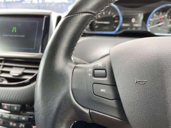 Peugeot 2008 1.2 PureTech 130 Allure Premium 5dr EAT6