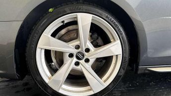 Audi A4 Avant 35 TDI S Line 5dr S Tronic
