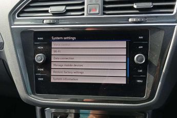 Volkswagen Tiguan 2.0 TDI 4Motion R-Line 5dr DSG