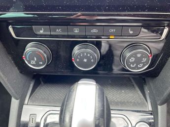 Volkswagen Passat 1.5 TSI EVO SEL 4dr DSG