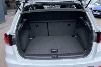 SEAT Arona 1.0 TSI 115 XPERIENCE Lux 5dr DSG