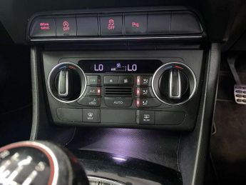 Audi Q3 2.0 TDI Black Edition 5dr