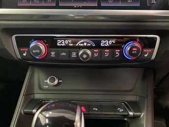 Audi Q3 35 TFSI S Line 5dr S Tronic