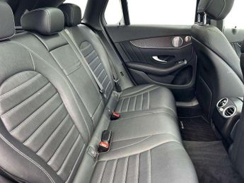 Mercedes-Benz GLC GLC 300e 4Matic AMG Line Ultimate 5dr 9G-Tronic