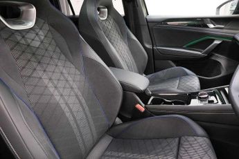 Volkswagen Tiguan 2.0 TDI R-Line 5dr DSG