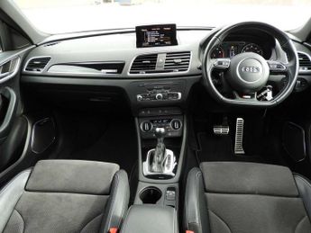 Audi Q3 2.0T FSI Quattro Black Edition 5dr S Tronic
