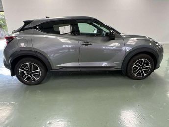 Nissan Juke 1.6 Hybrid N-Connecta 5dr Auto
