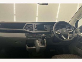 Volkswagen Transporter 2.0 TDI 150 Highline Kombi Van DSG