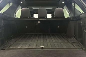 Land Rover Discovery 3.0 D300 Dynamic HSE 5dr Auto