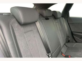 Audi A4 Avant 40 TFSI 204 S Line 5dr S Tronic