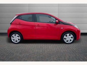 Toyota Aygo 1.0 VVT-i X-Play 5dr x-shift