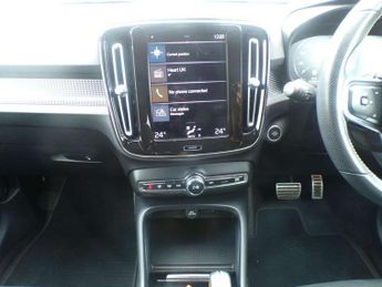 Volvo XC40 Recharge 1.5 T4 Recharge PHEV R DESIGN 5dr Auto
