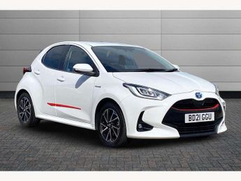 Toyota Yaris 1.5 Hybrid Design 5dr CVT