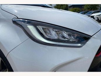Toyota Yaris 1.5 Hybrid Design 5dr CVT