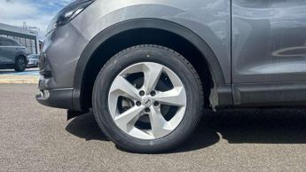 Nissan Qashqai 1.3 DiG-T Acenta Premium 5dr