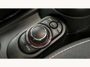 MINI Hatchback 5dr 1.5 Cooper Classic 5dr Auto
