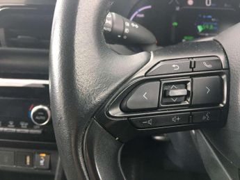 Toyota Yaris Cross 1.5 Hybrid Dynamic 5dr CVT