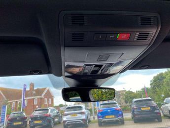 Volkswagen T-Roc 2.0 TSI 300 4MOTION R Black Edition 5dr DSG