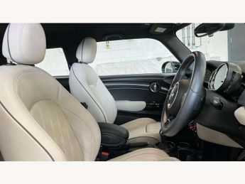 MINI Hatchback 1.5 Cooper Exclusive 3dr Auto