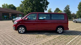 Volkswagen Transporter Shuttle 2.0 TDI 150PS SE Minibus DSG