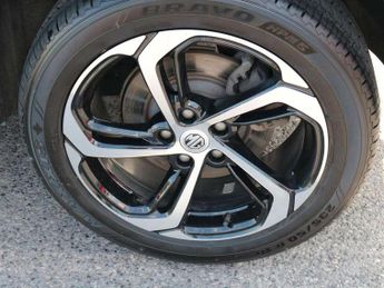 MG HS 1.5 T-GDI Trophy 5dr DCT