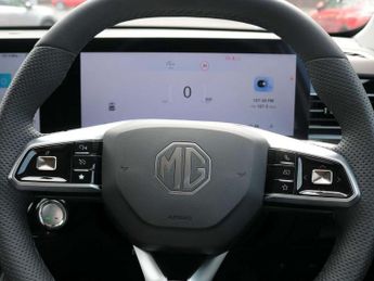 MG HS 1.5 T-GDI Trophy 5dr