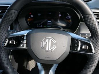 MG ZS 1.5 Hybrid+ Trophy 5dr Auto
