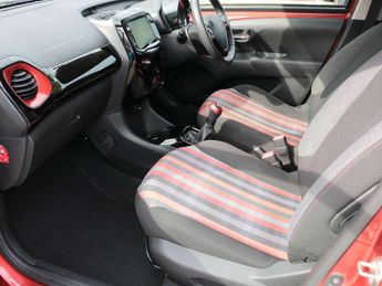 Peugeot 108 1.0 72 Collection 5dr