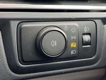 Ford Transit Custom 2.0 EcoBlue 136ps H1 Van Limited Auto