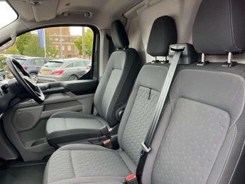 Ford Transit Custom 2.0 EcoBlue 136ps H1 Van Limited Auto