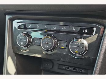 Volkswagen Tiguan 2.0 TSi 230 4Motion SEL 5dr DSG