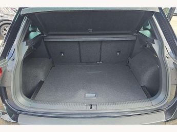 Volkswagen Tiguan 2.0 TSi 230 4Motion SEL 5dr DSG