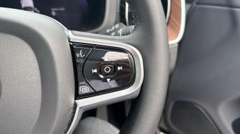 Volvo XC60 2.0 T8 [455] RC PHEV Ultimate Dark 5dr AWD Gtron
