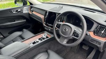 Volvo XC60 2.0 T8 [455] RC PHEV Ultimate Dark 5dr AWD Gtron